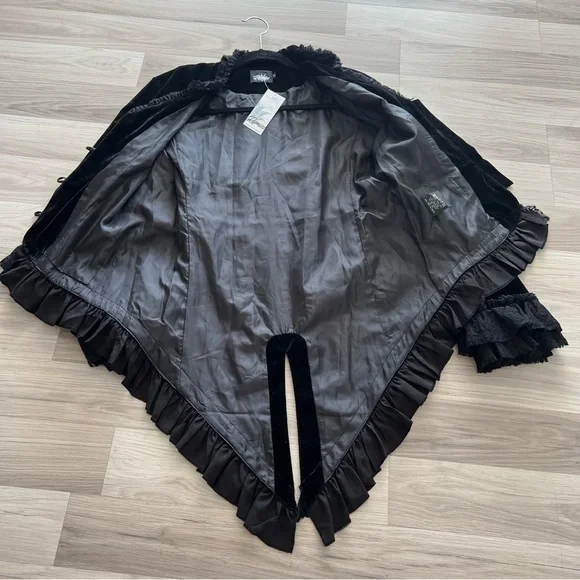 Rumies Black Velvet Corset Lace-up Style Jacket Size 10